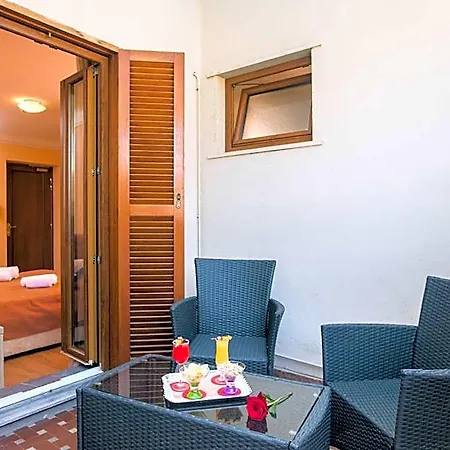 Rosa Hotel