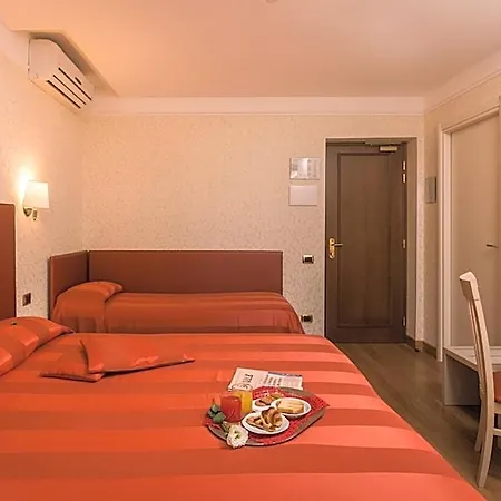 Hotel Rosa 3*