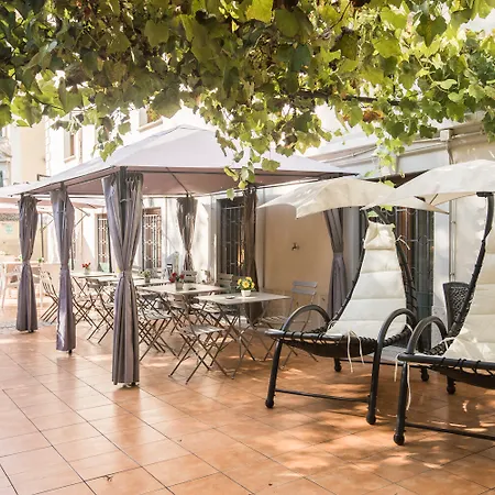 Hotel Rosa 3*